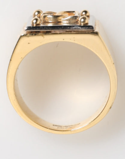 Dolce &amp; Gabbana Herrenring aus goldfarbenem Messing mit quadratischer DG-Logoplakette 
