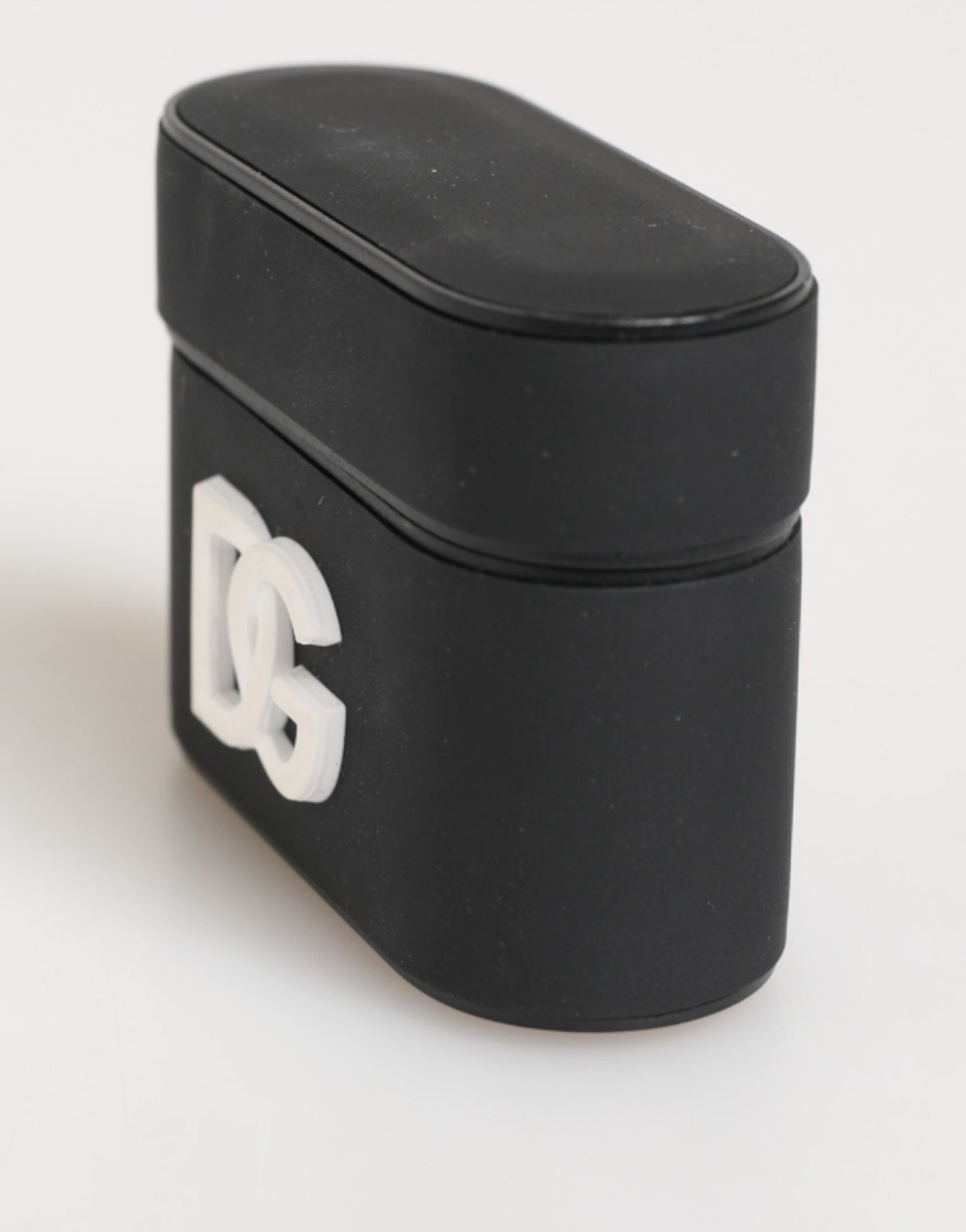 Dolce &amp; Gabbana – Airpods-Etui mit geprägtem Logo aus Gummi in Schwarz und Weiß
