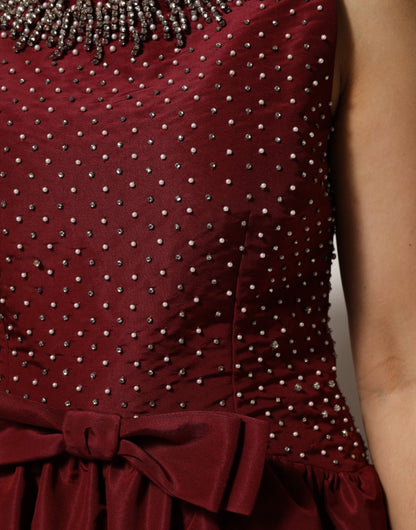 Dolce &amp; Gabbana Burgunderrotes Abendkleid aus Seide mit Perlen
