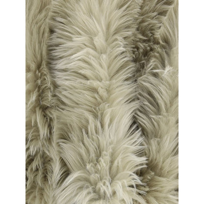 Die neueste Kunstpelzjacke