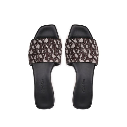 Max Mara – Fridac – Slides mit Logo