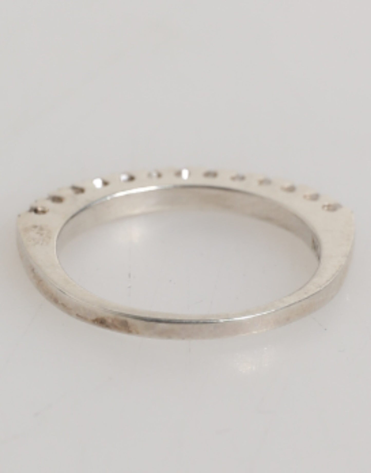 Nialaya Ewigkeitsring aus Sterlingsilber 925, Pavé-Fassung, Zirkonia-Kristall