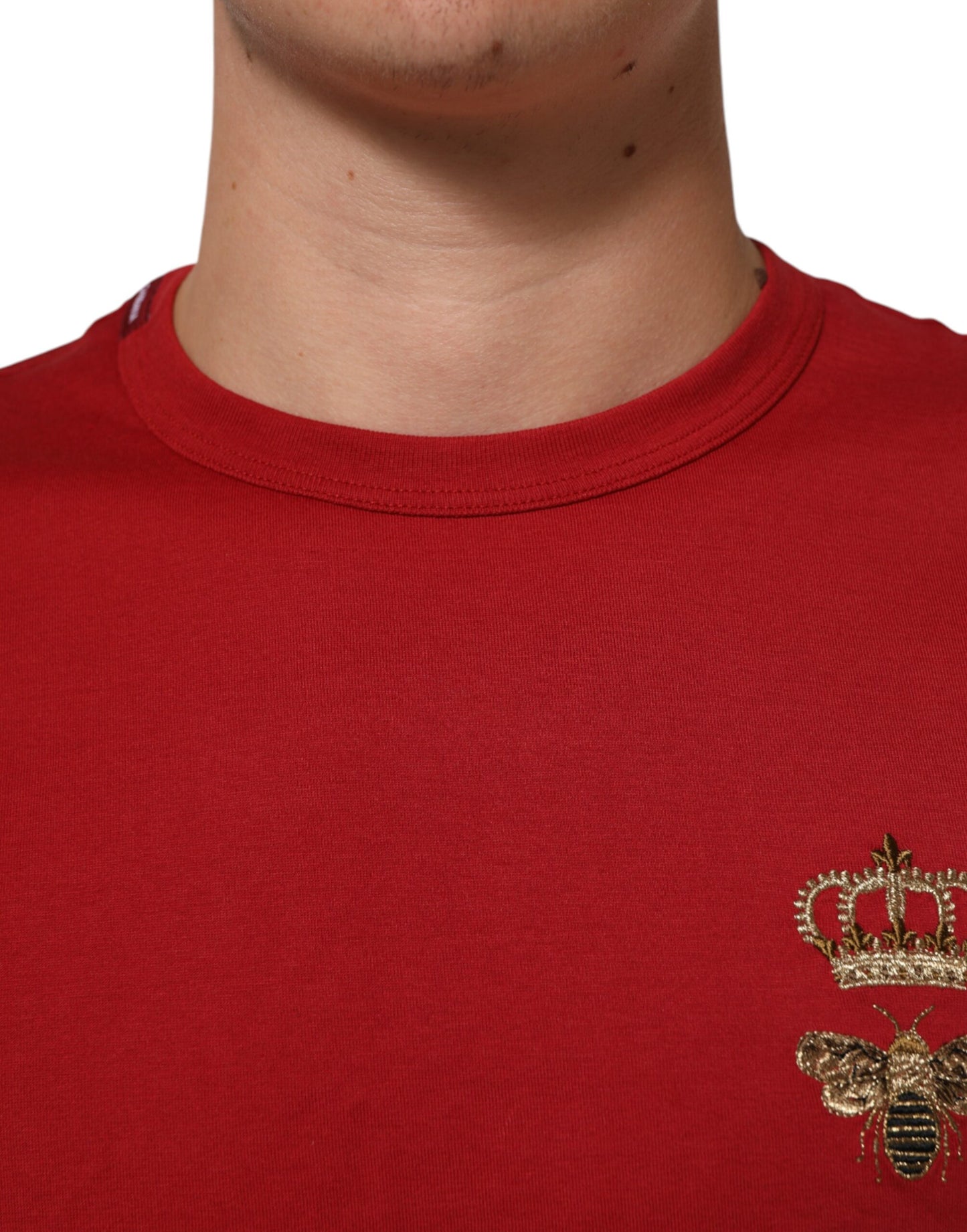 Dolce &amp; Gabbana – Kurzärmliges Baumwoll-T-Shirt mit roter Krone und Bienenmotiv