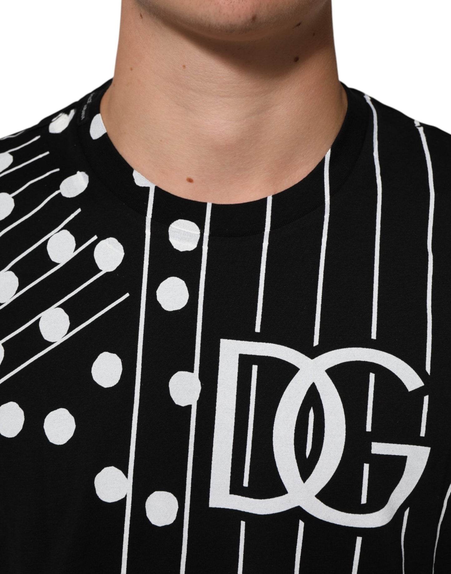 Dolce &amp; Gabbana – Schwarzes T-Shirt aus Baumwolle mit Polka Dots und Rundhalsausschnitt