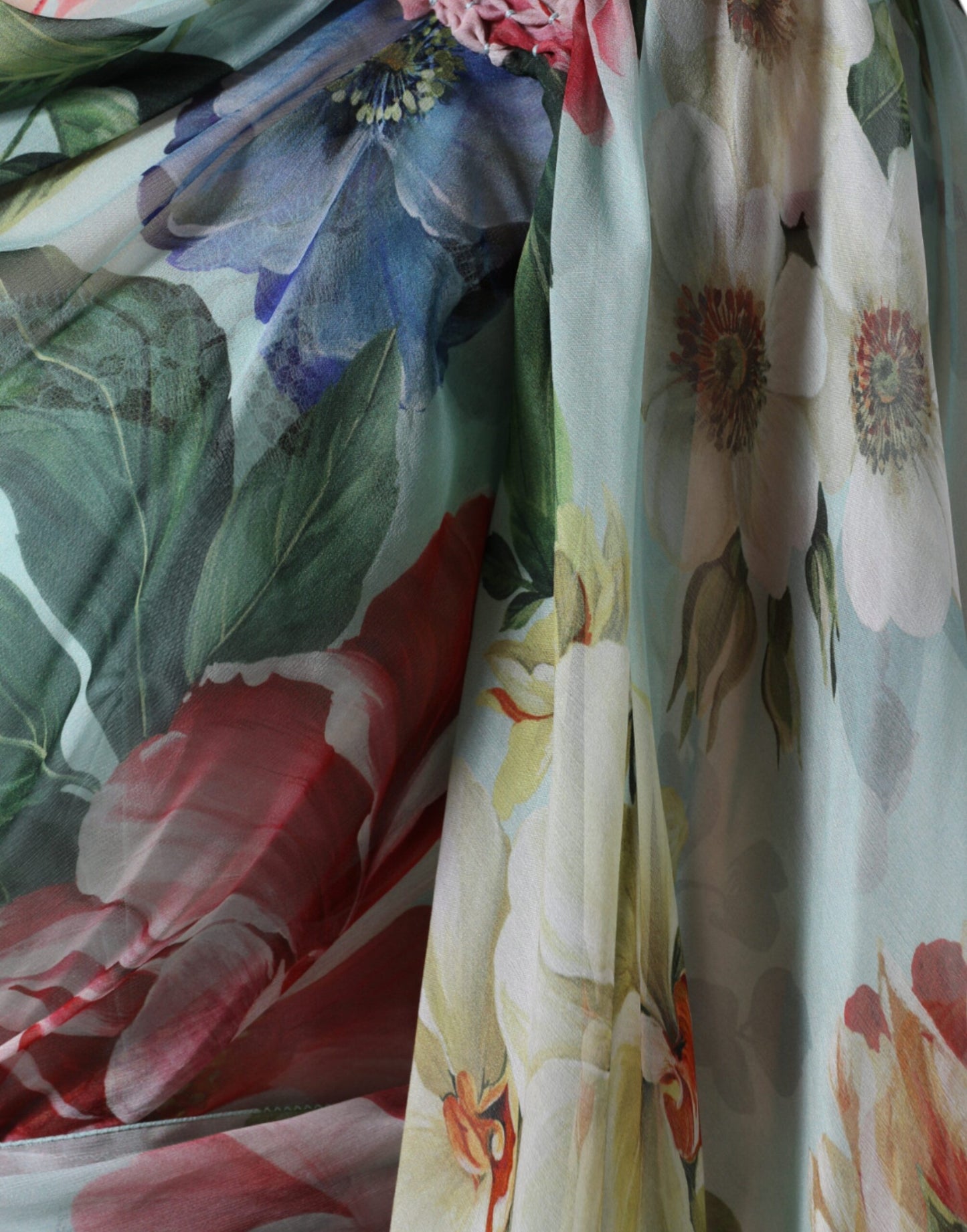 Dolce &amp; Gabbana – Langes, gestuftes Maxikleid mit Blumenmuster in Blau