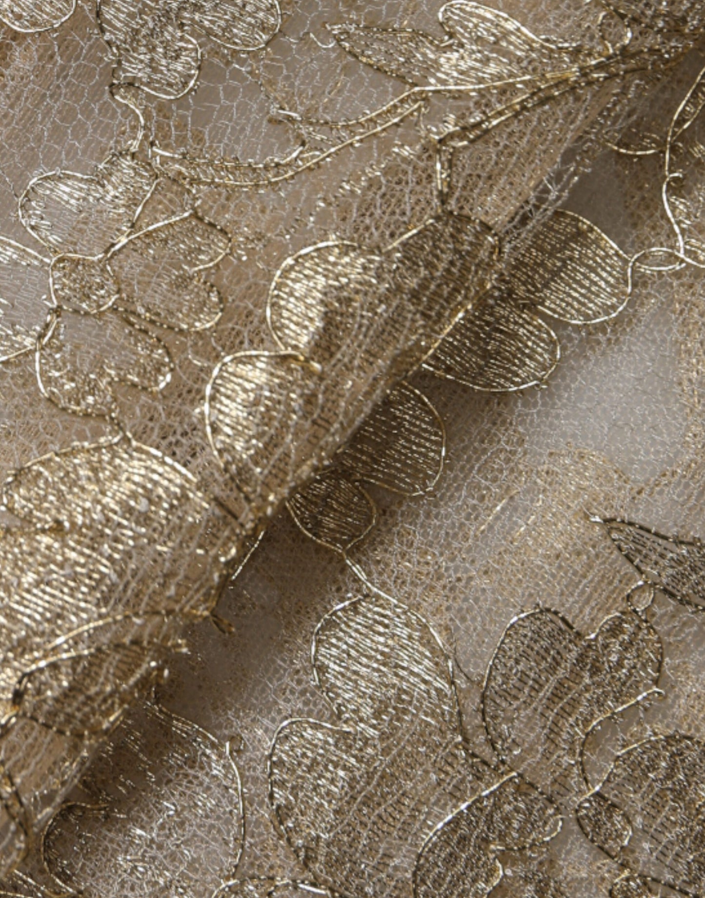 Dolce &amp; Gabbana – A-Linien-Etui-Minikleid mit goldener Blumenspitze