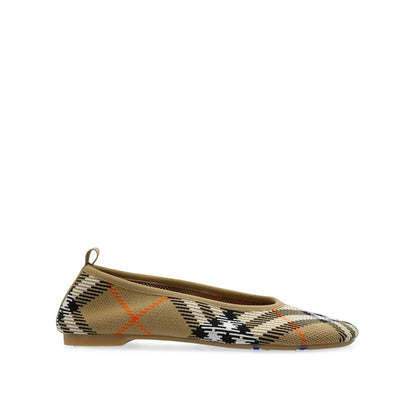 Burberry – Karierte Ballerinas aus Strick