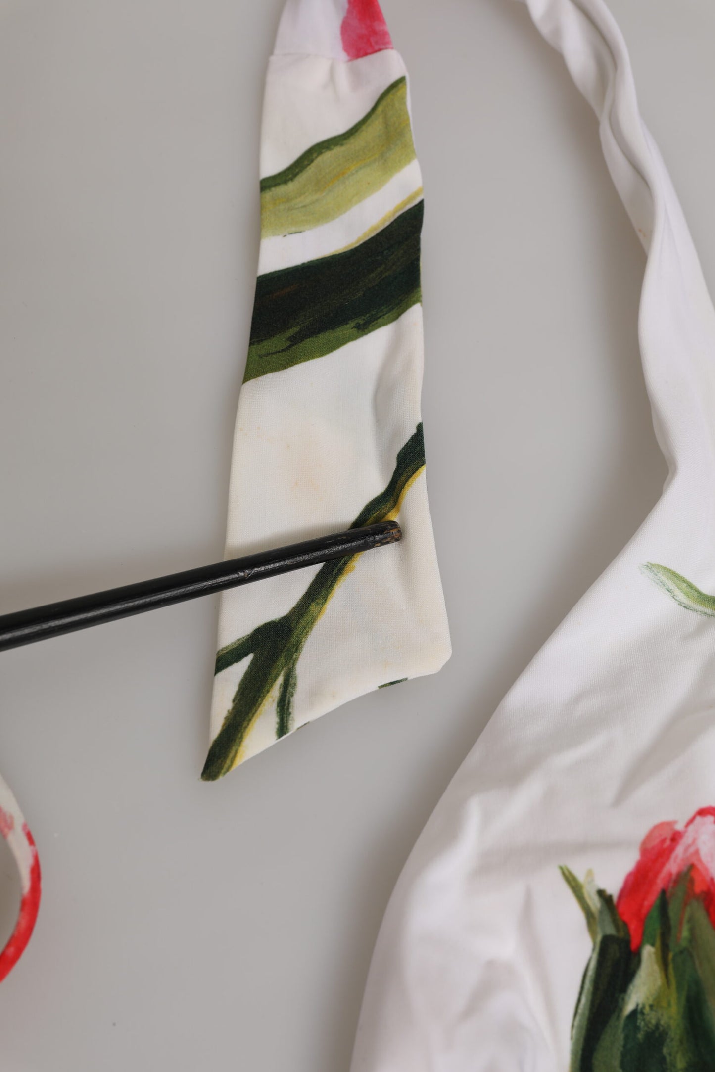 Dolce &amp; Gabbana – Weißer Badeanzug mit Blumenmuster, 2-teilig, Oberteil und Unterteil