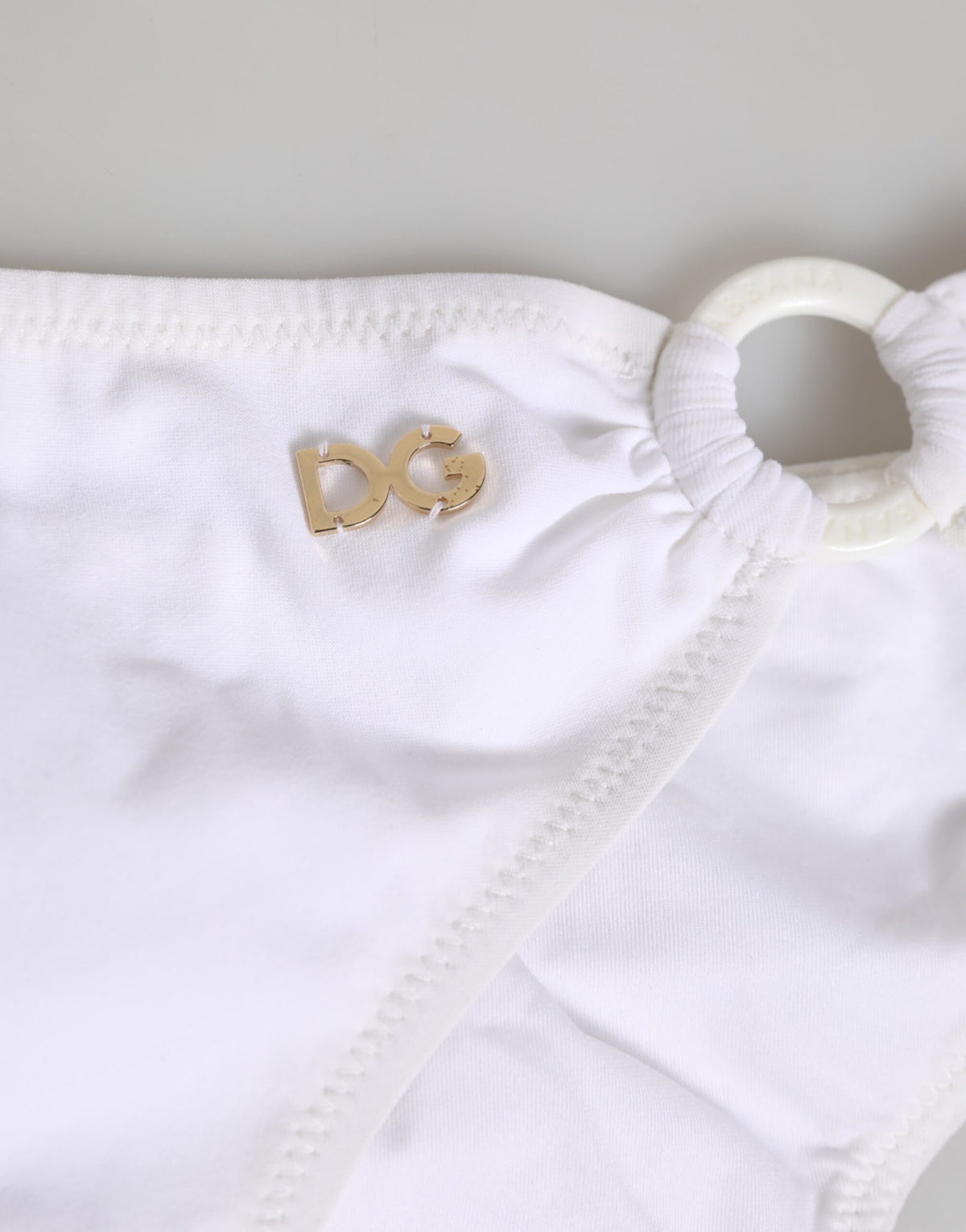 Dolce &amp; Gabbana – Weißer Badeanzug mit Logo, 2-teilig, Oberteil und Unterteil