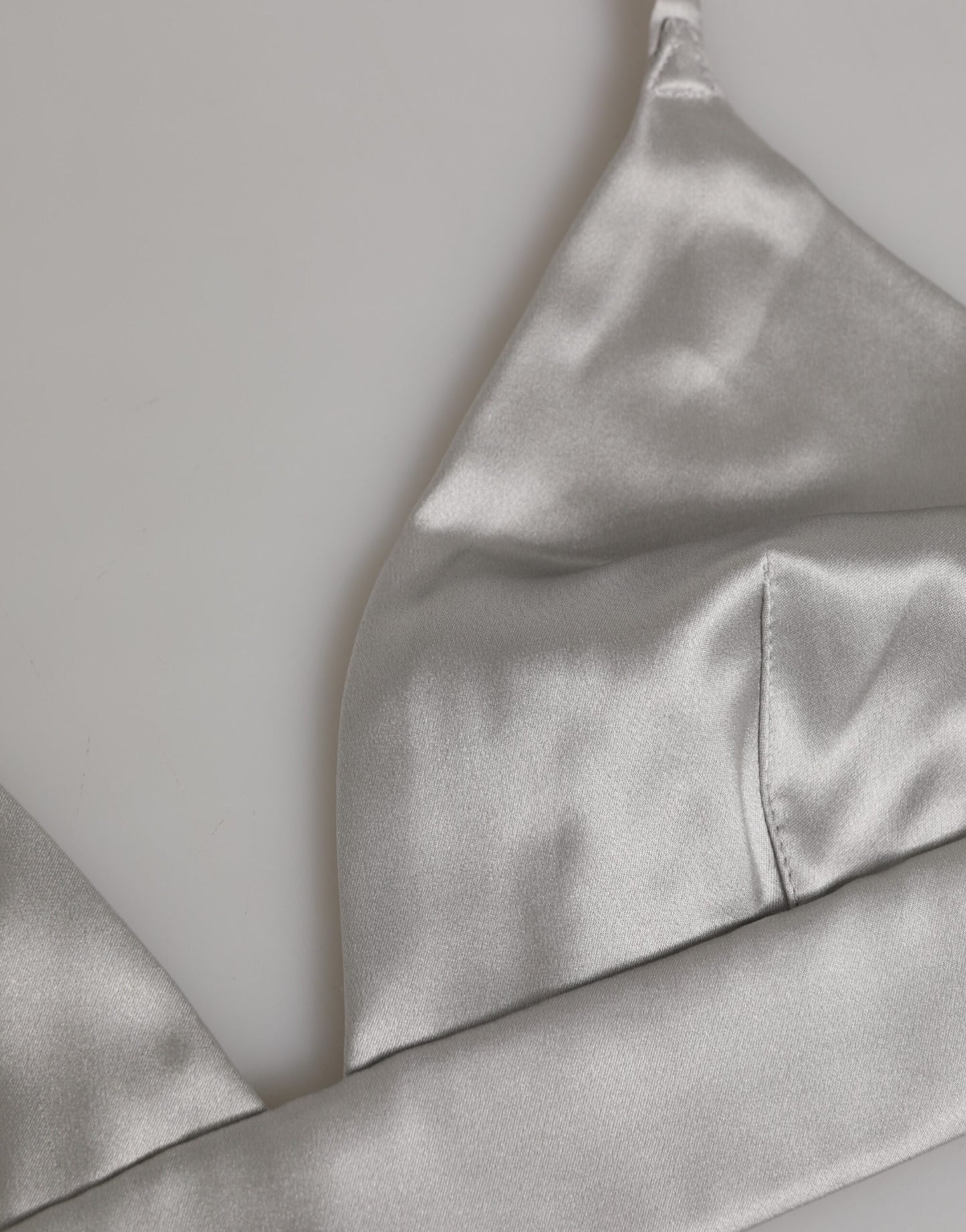 Dolce &amp; Gabbana Grauer Seidensatin-Triangel-BH mit weichen Körbchen