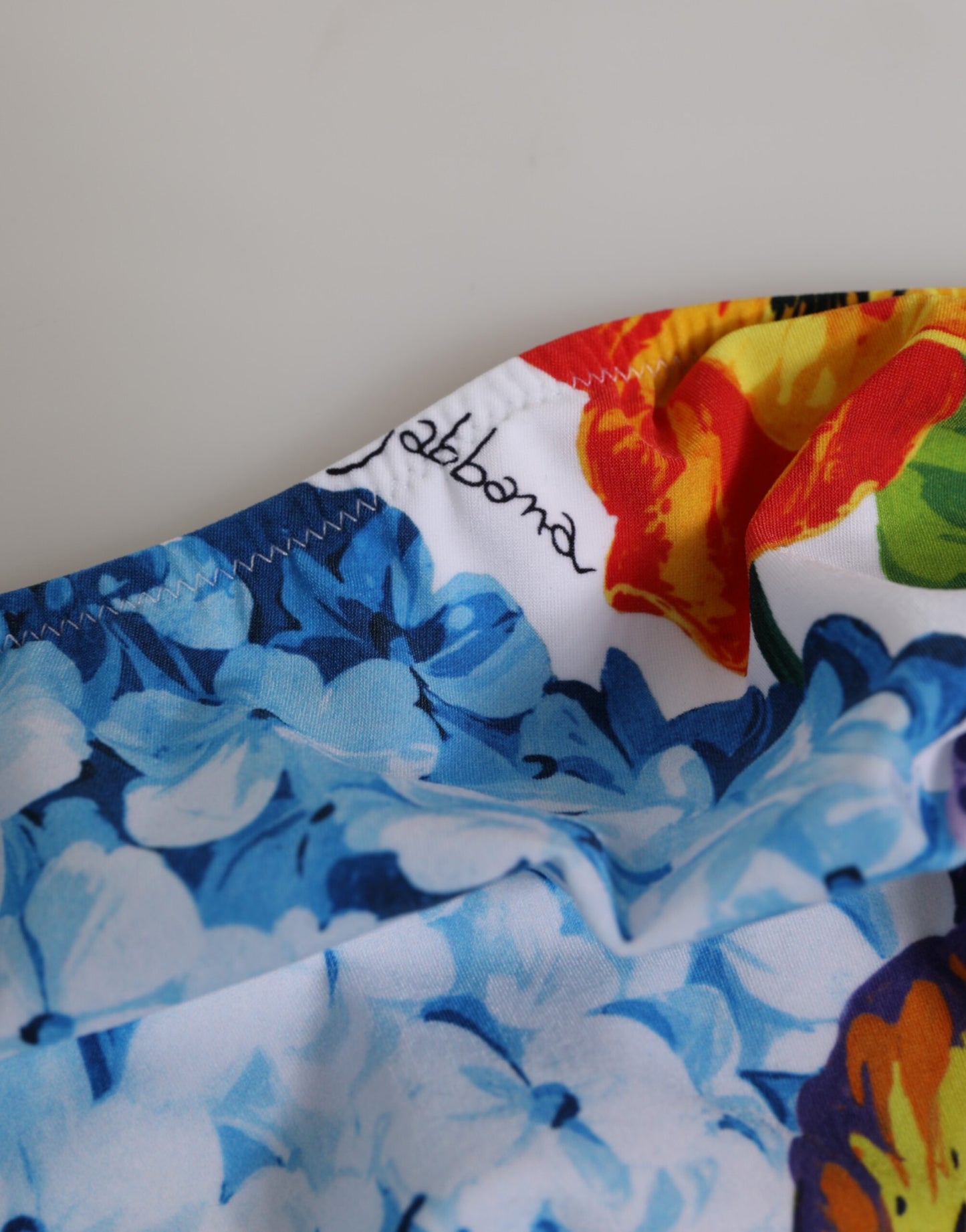 Dolce &amp; Gabbana – Weißer Badeanzug mit Blumenmuster, 2-teilig, Oberteil und Unterteil