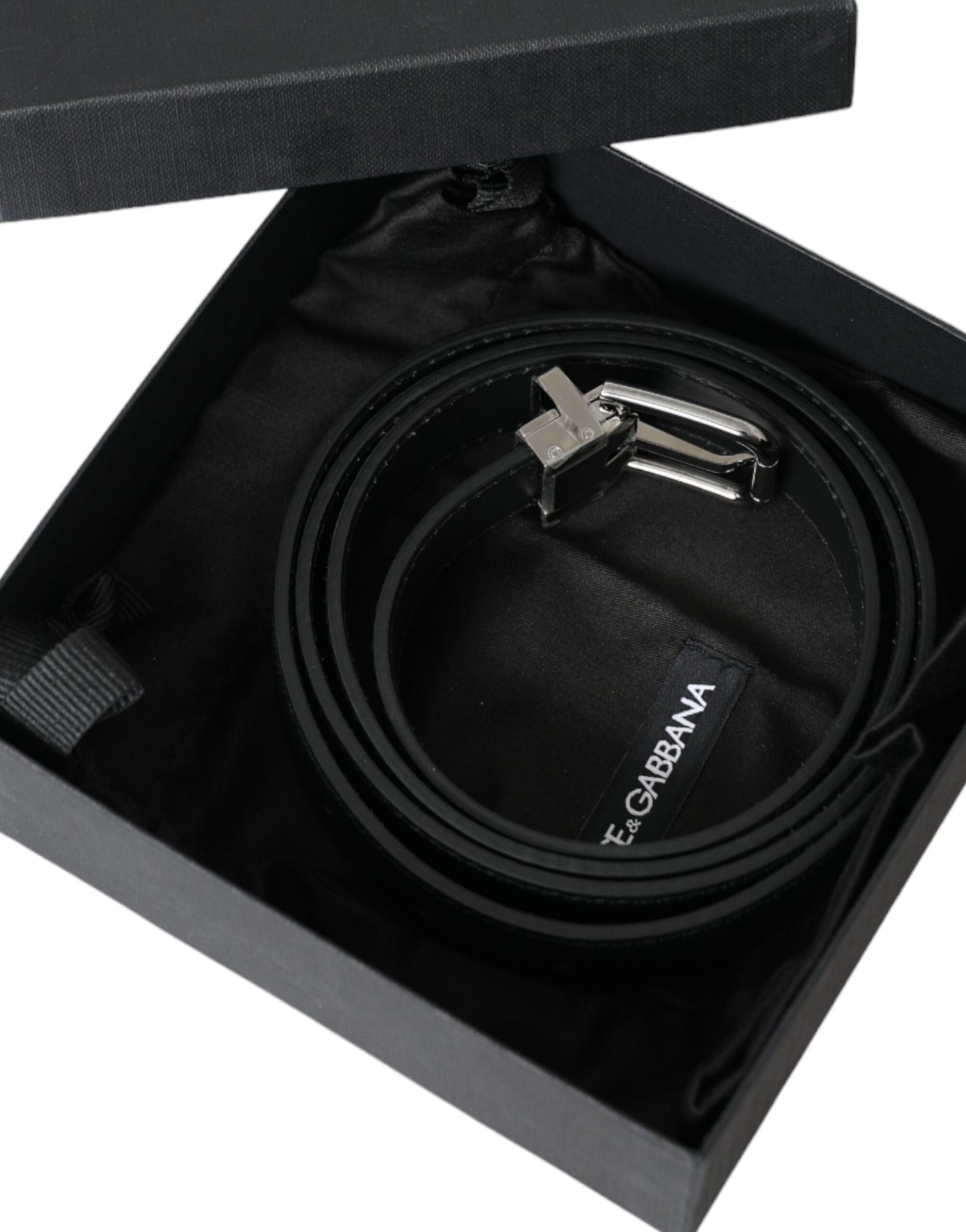 Dolce &amp; Gabbana Herrengürtel aus schwarzem Leder mit silberner Metallschnalle