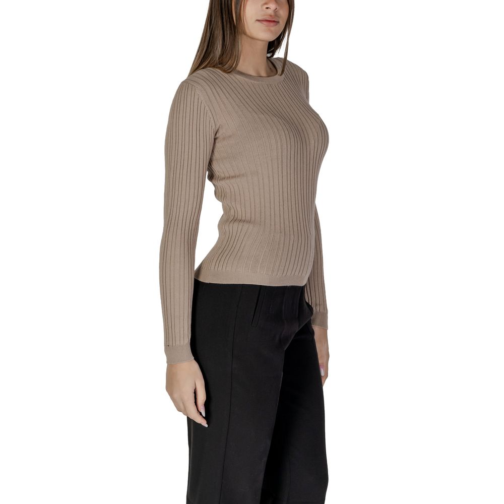 Vila Clothes – Beigefarbene Sportbekleidung aus recyceltem Polyester