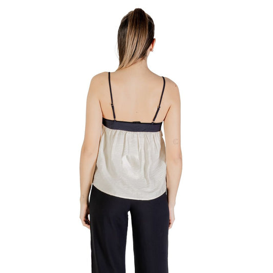 Vero Moda – Cremefarbenes Nylon-Top