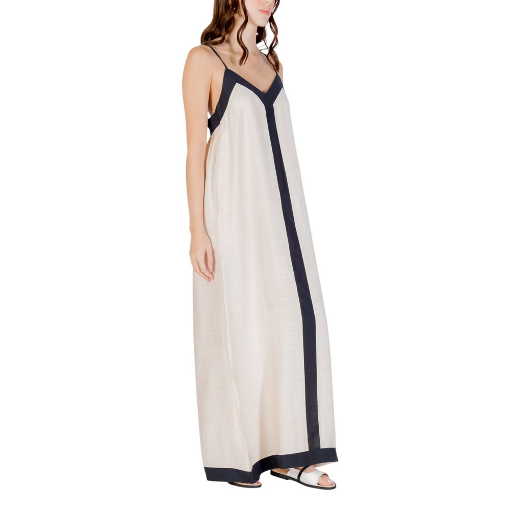 Vero Moda – Beigefarbene Nylon-Lang