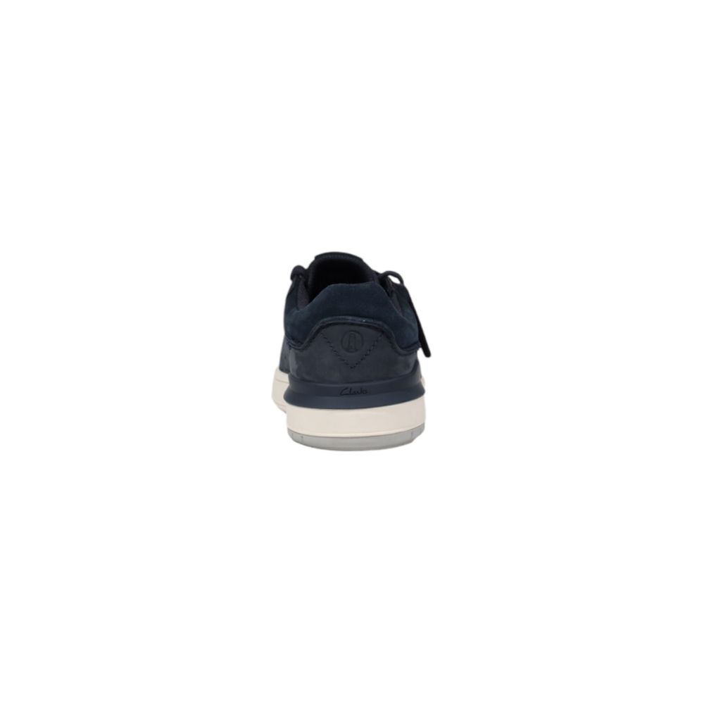 Clarks – Sneaker aus Nubukleder in Blau