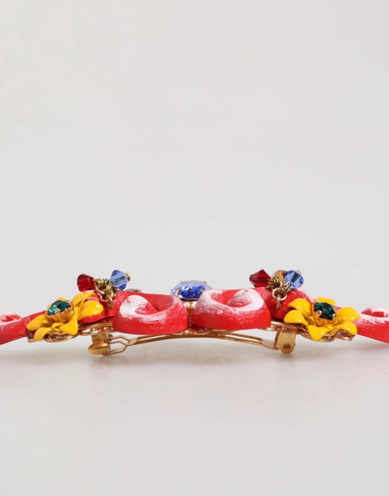 Dolce &amp; Gabbana Multicolor Spring CARRETTO Haarspange aus goldfarbenem Messing mit Kristallen