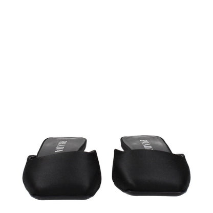 Schwarze Satin-Sandalen von Prada