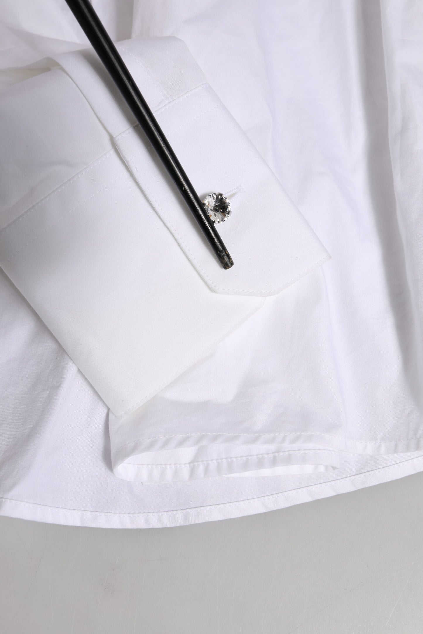 Dolce &amp; Gabbana – Weißes Hemd mit Kristallverzierung