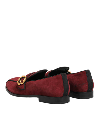 Dolce &amp; Gabbana – Bordeauxfarbene Loafer aus Wildleder mit Logo, formelle Abendschuhe
