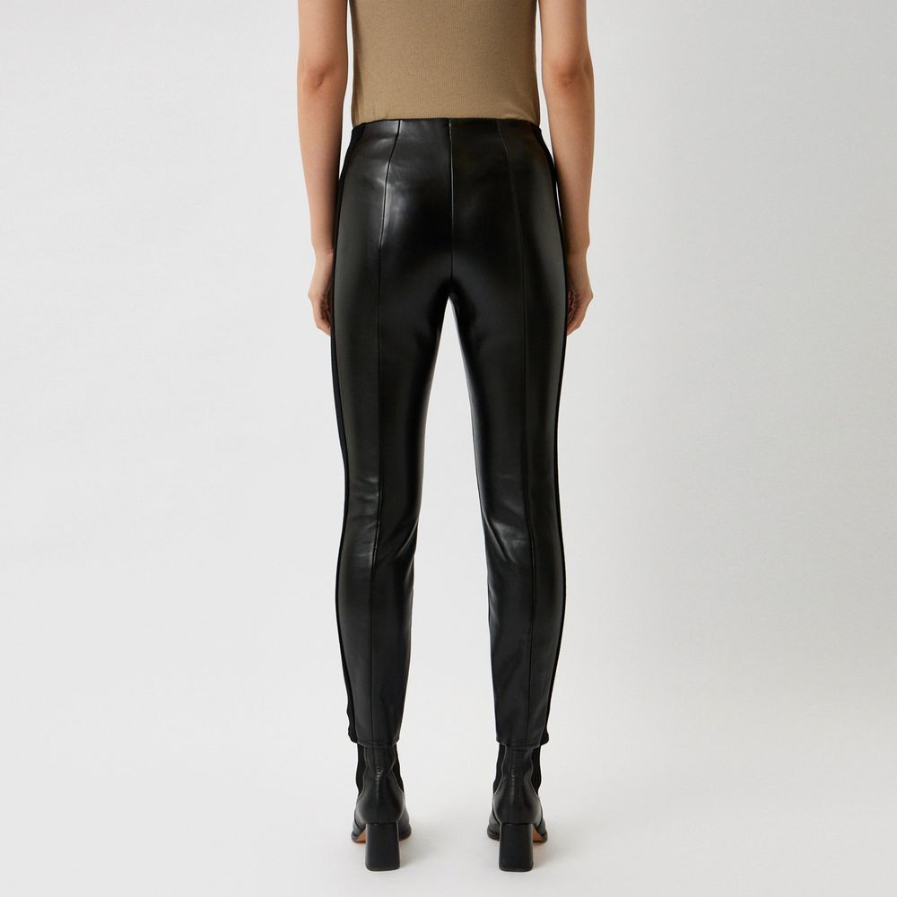Patrizia Pepe Schwarze Polyethylen-Leggings