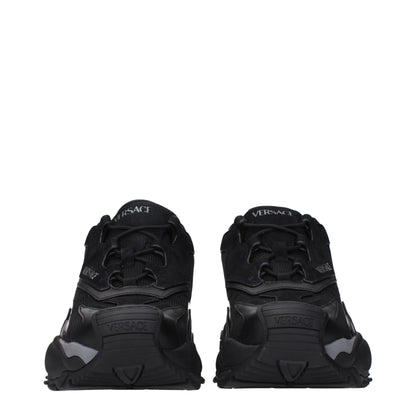 Versace – Sportliche Sneaker aus schwarzem Stoff