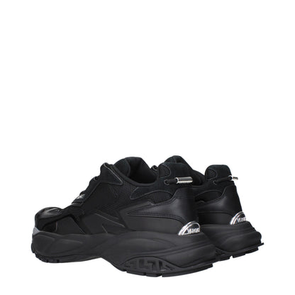 Versace – Sportliche Sneaker aus schwarzem Stoff