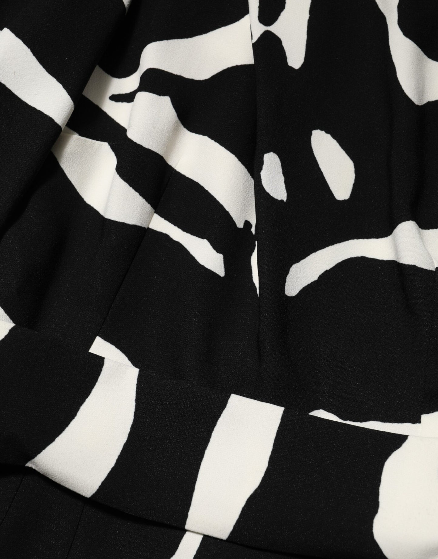 Dolce &amp; Gabbana – Schwarz-weißes Minikleid mit One-Shoulder-Träger und hohem Schlitz