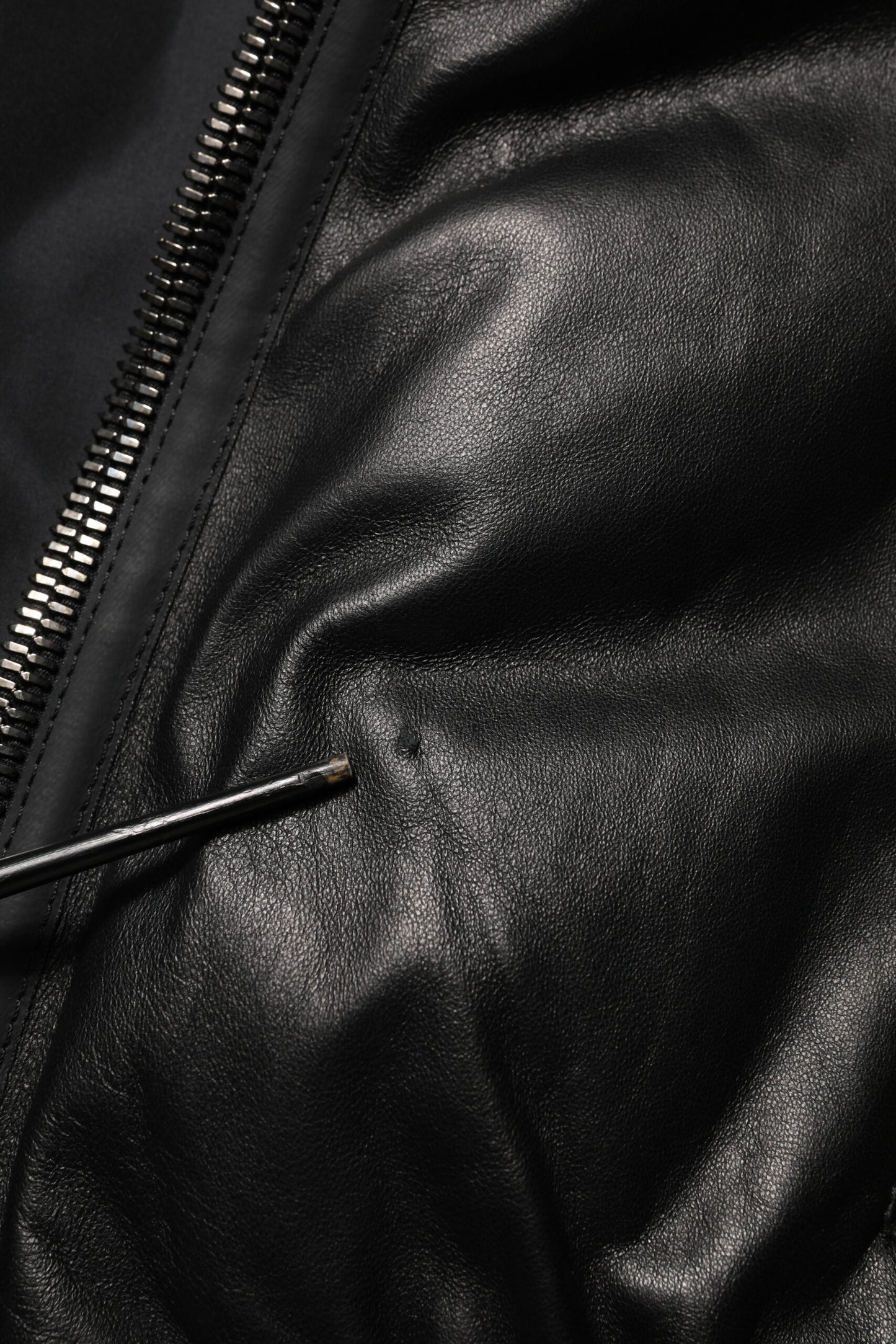 Dolce &amp; Gabbana – Schwarze Blousonjacke aus Leder und Nylon mit durchgehendem Reißverschluss
