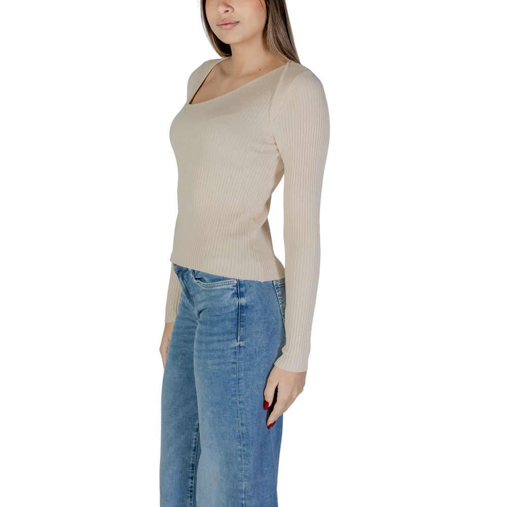 Vila Clothes – Cremefarbene Viskose-Sportbekleidung