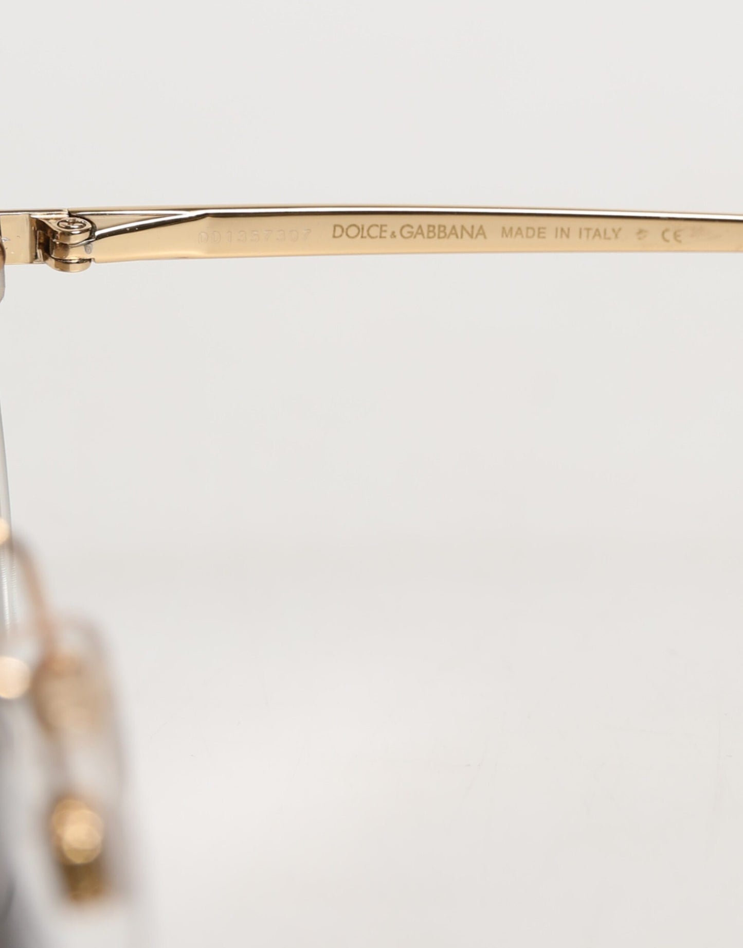 Dolce &amp; Gabbana DG2228 Sonnenbrille mit vergoldeten runden Gläsern
