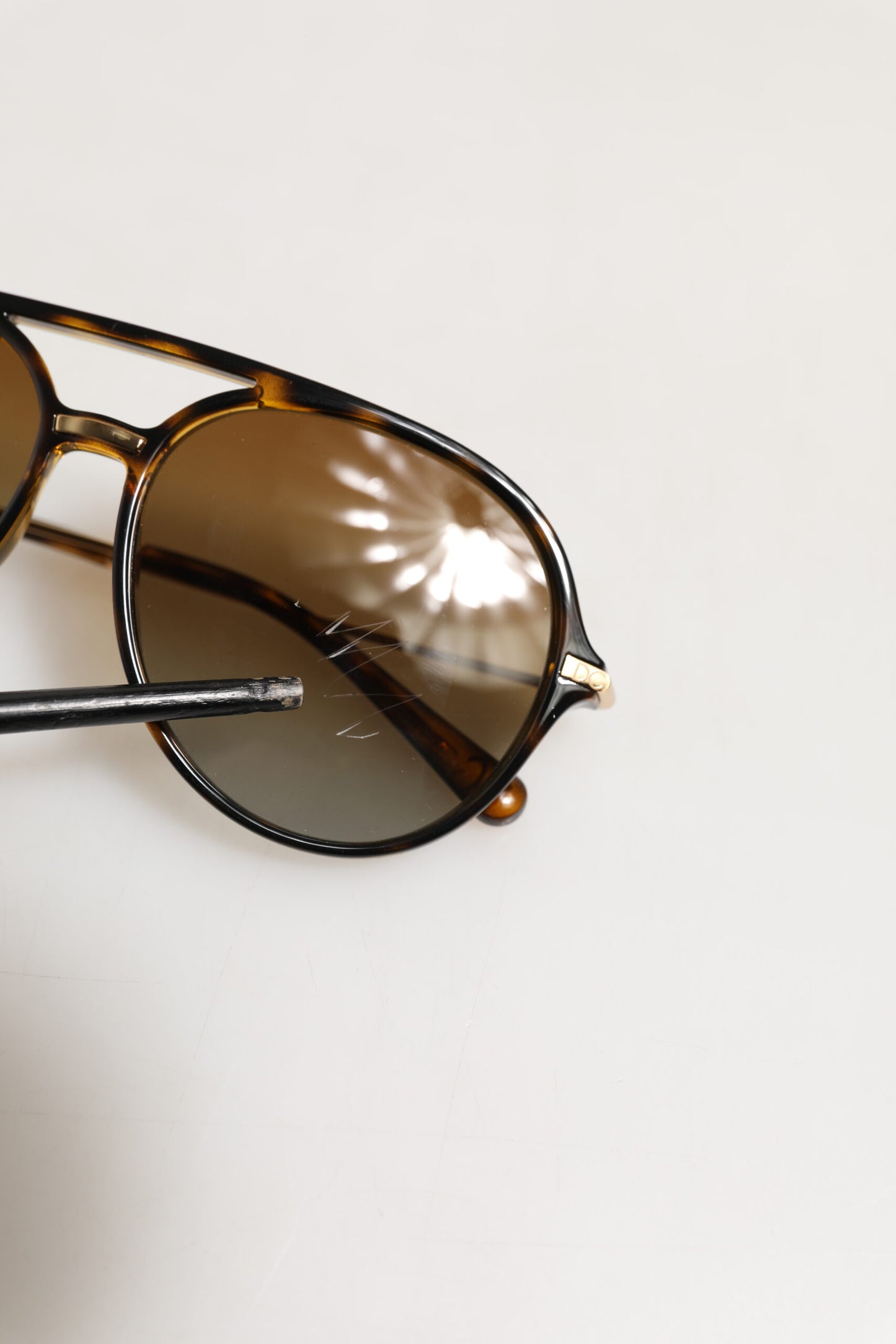 Dolce &amp; Gabbana DG6159 Sonnenbrille mit polarisiertem Rahmen und Verlaufsgläsern in Havanna