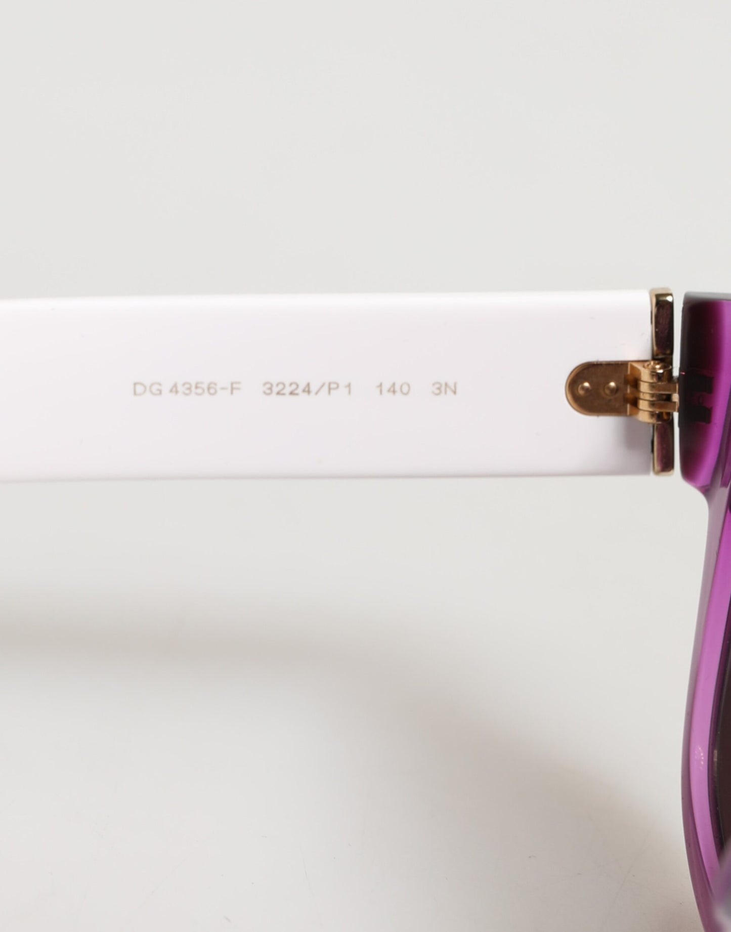 Dolce &amp; Gabbana DG4356F Sonnenbrille im Pilotenstil aus weißem Acetat