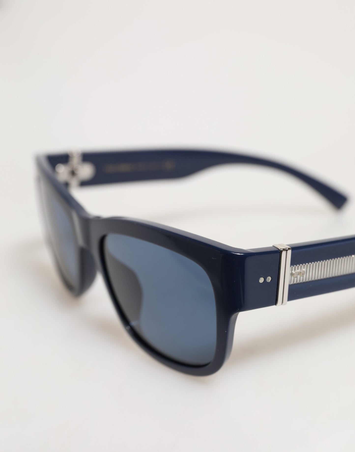 Dolce &amp; Gabbana – Sonnenbrille mit blauem Acetatrahmen und polarisierten Gläsern