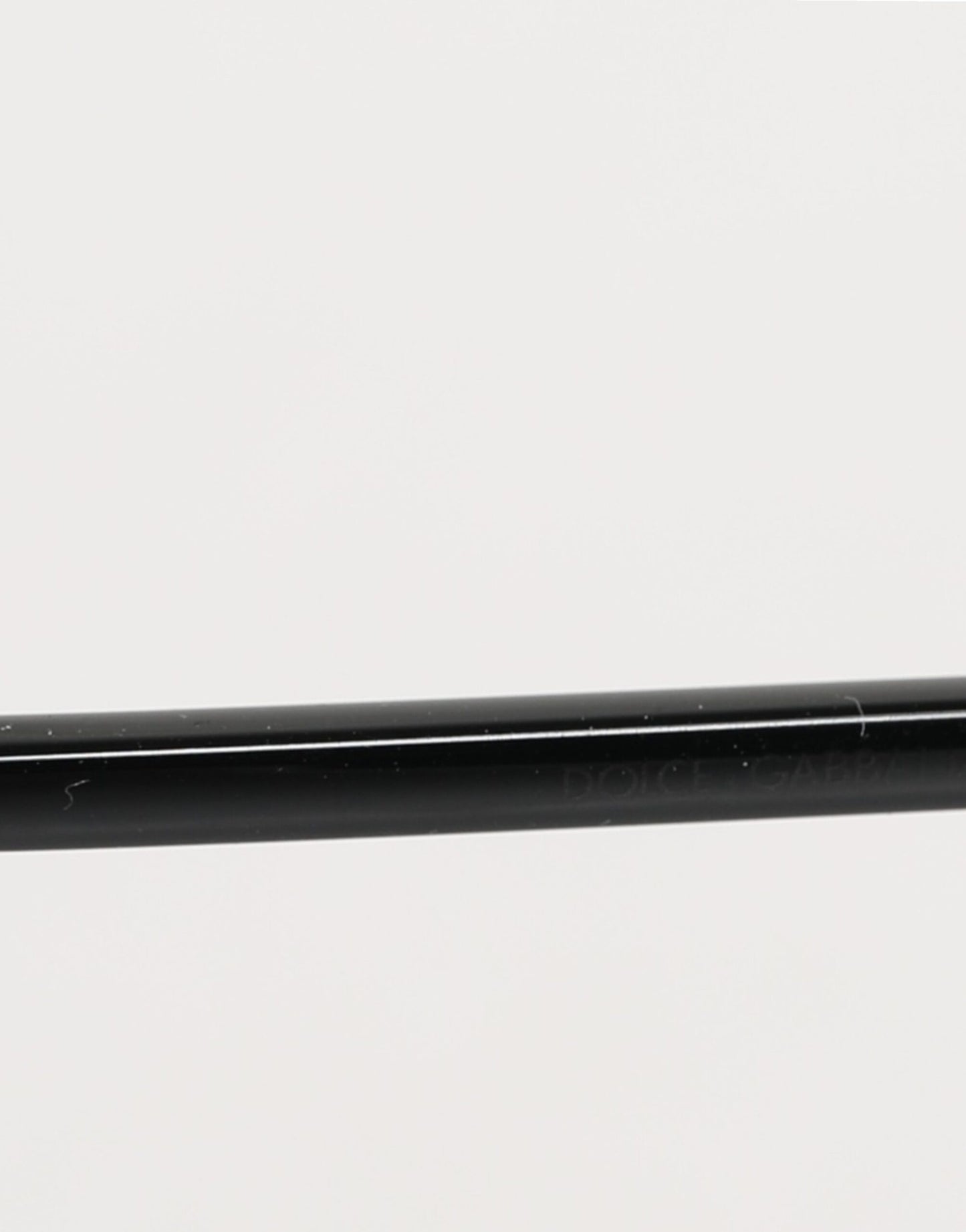 Dolce &amp; Gabbana Sonnenbrille mit schwarzem Metallrahmen und quadratischen Gläsern
