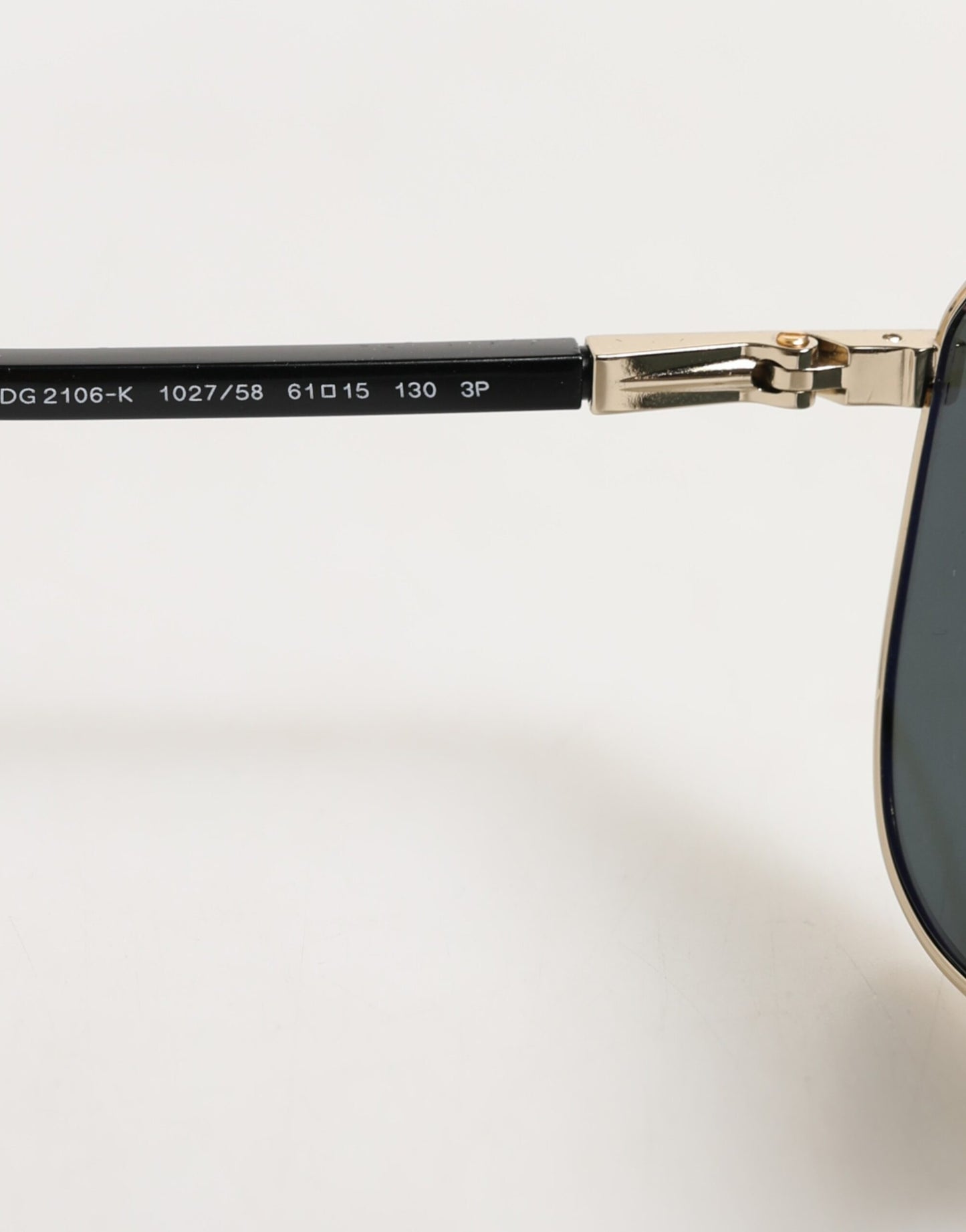 Dolce &amp; Gabbana DG2106K – Sonnenbrille mit polarisiertem Metallrahmen und schwarzer Vergoldung