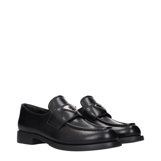 Prada – Slipper aus schwarzem Leder