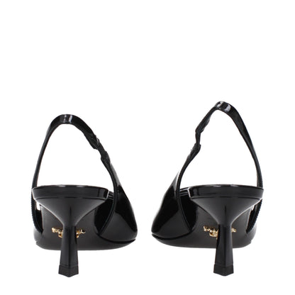 Prada – Schwarze Pumps aus Leder mit mittlerem Absatz