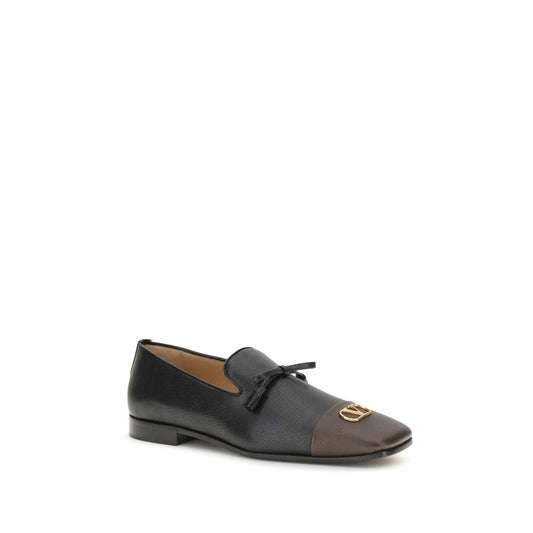 Valentino Garavani – Slip-On-Loafer aus schwarzem Leder
