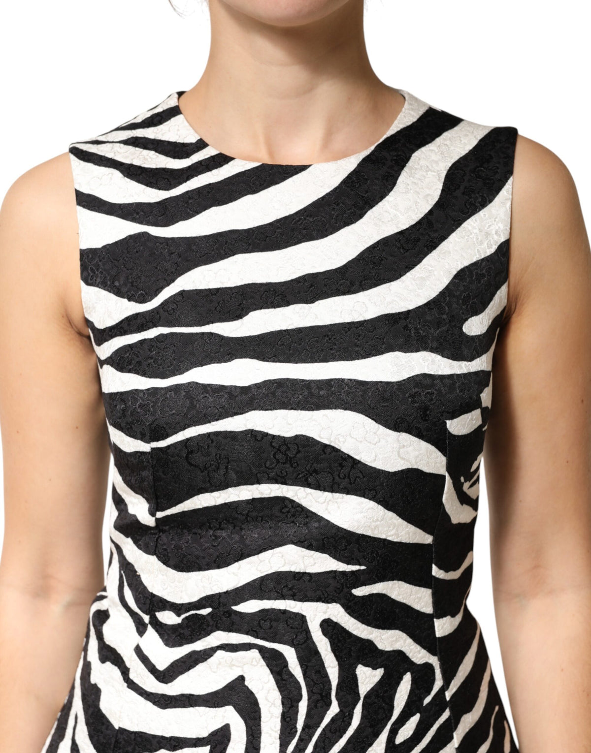 Dolce & Gabbana Schwarz-weißes ärmelloses A-Linien-Kleid mit Zebra-Print